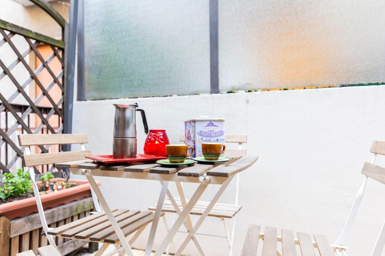 Extensive Terrace Navigli Toy Artistic Apartment Milan Exterior photo